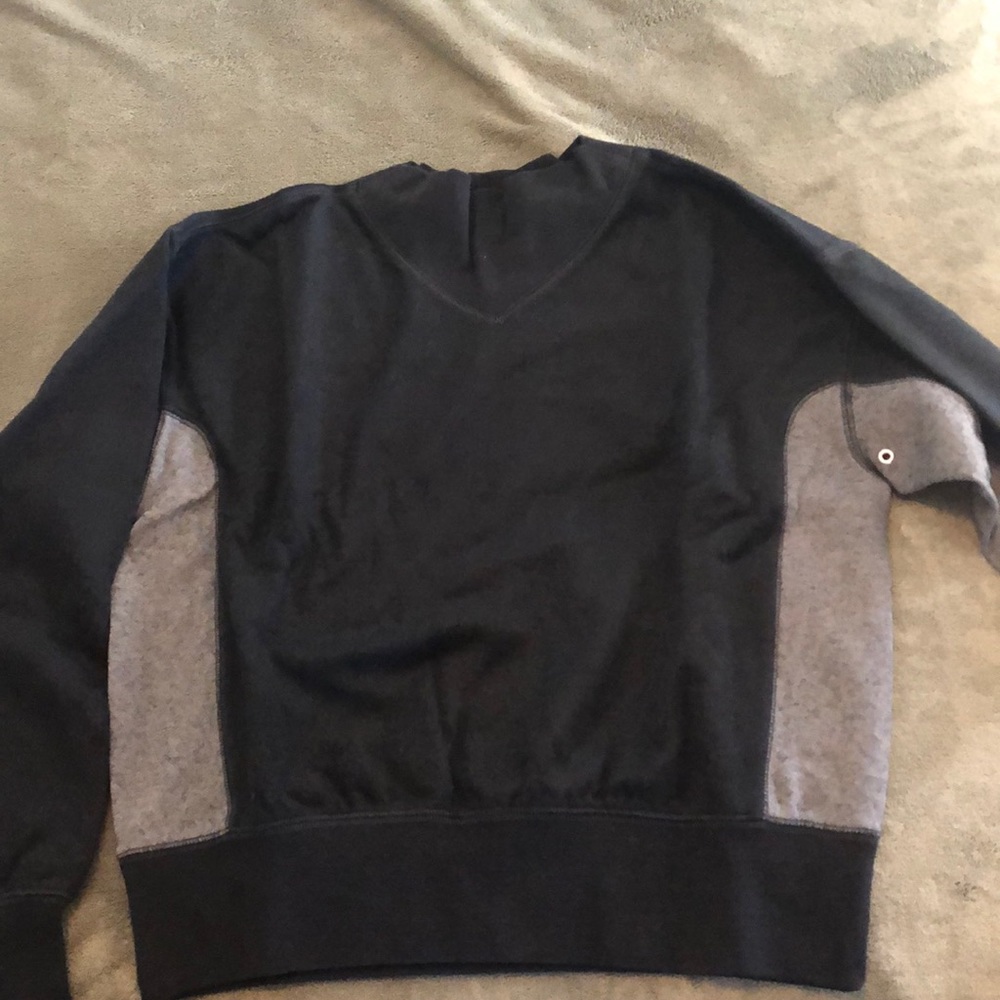 Brand new Basin and Range sweater